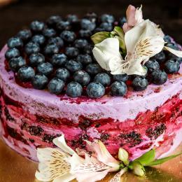 Blueberry Cream Cake 